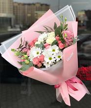 Букет цветов из:  Розы, Лизиантусы и Хризантемы в Николаевской Краснодарского края